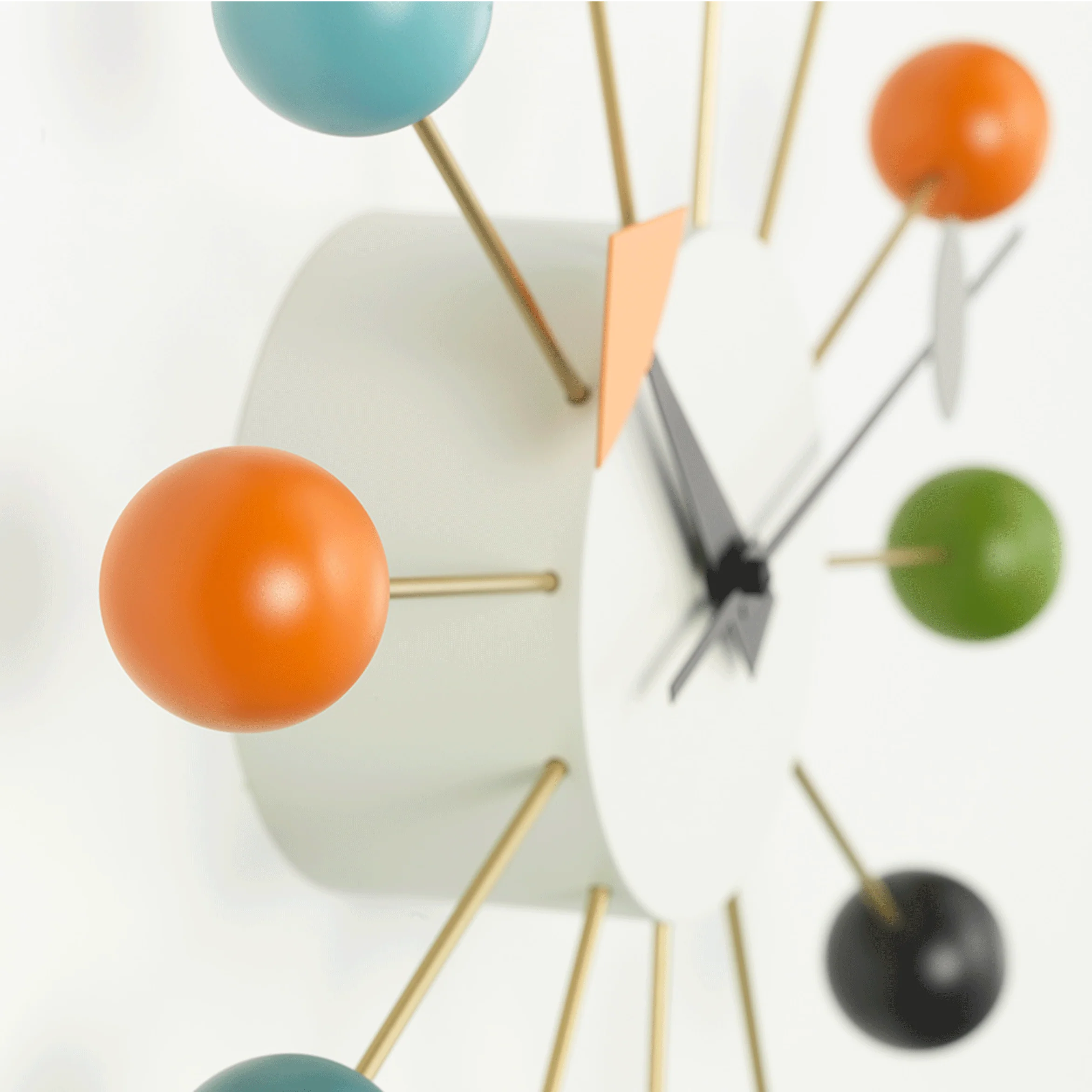 Ball wall clock (multicoloured) des. George Nelson, 1948 - 1960 (made by Vitra) - Image 3