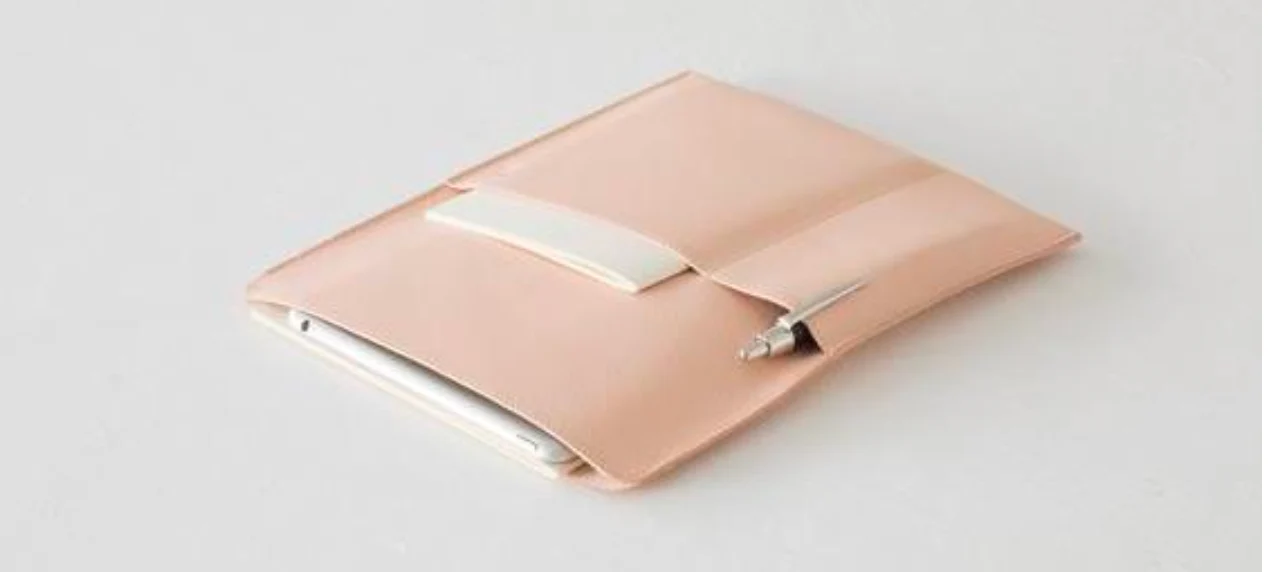 China Chair - 80th anniversary numbered edition of 80 chairs - des. Hans J. Wegner, 1944, made by Fritz Hansen - Image 12