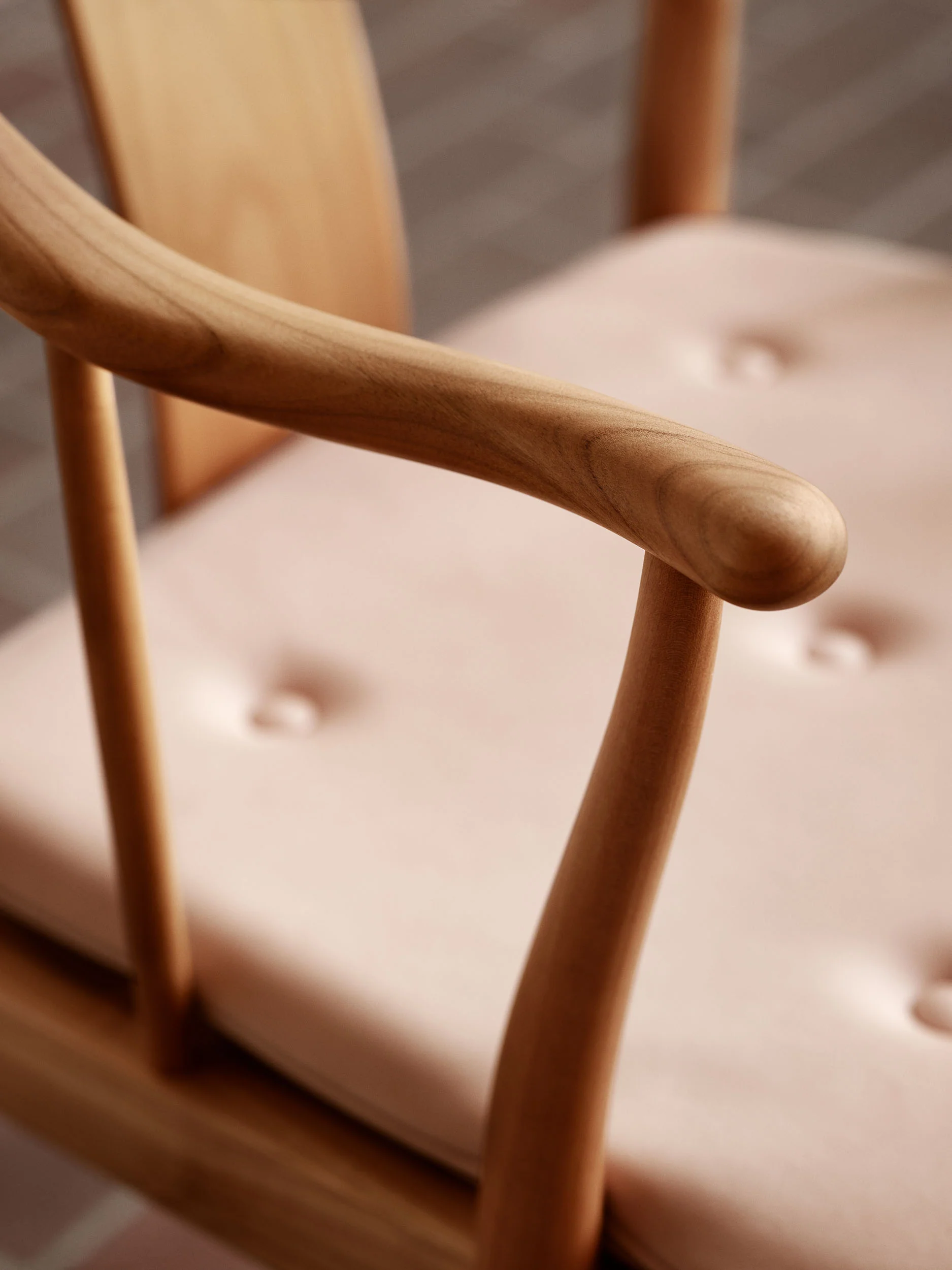 China Chair - 80th anniversary numbered edition of 80 chairs - des. Hans J. Wegner, 1944, made by Fritz Hansen - Image 6