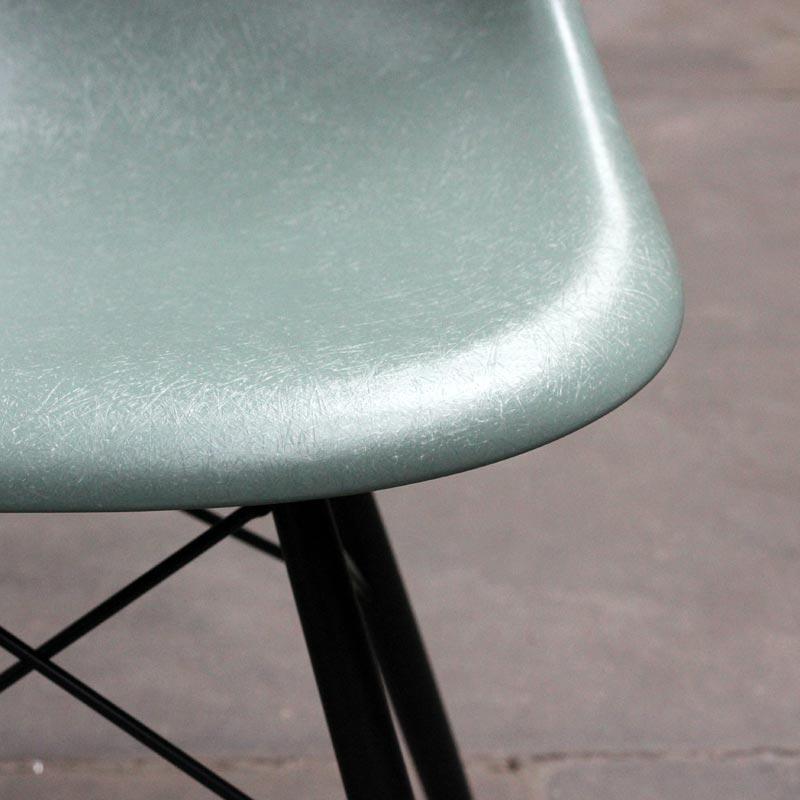 DSW Chair with Fibreglass shell des Charles & Ray Eames, 1950 (made by Vitra) - Image 7