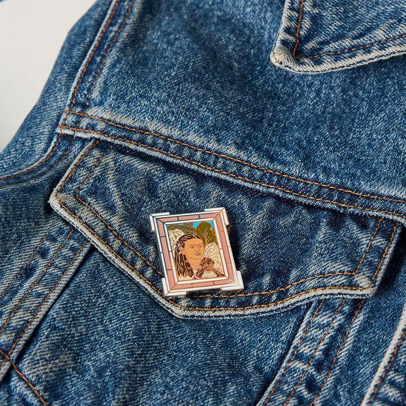 Frida Kahlo: Fulang-Chang and I Enamel Pin Badge - Image 3