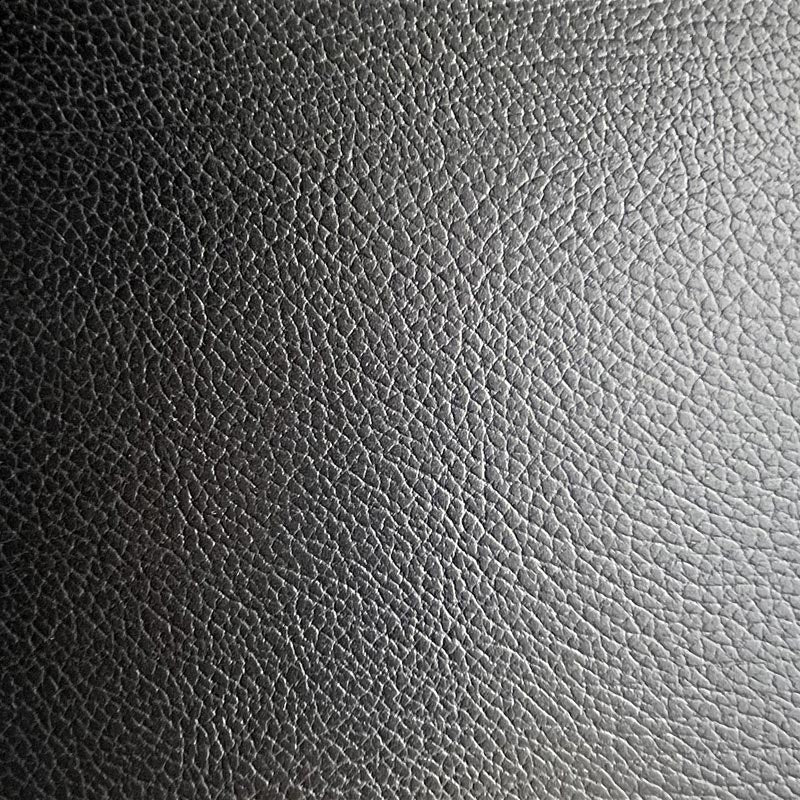 Reversible Square placemat (black leather / oak) by LindDNA - Image 3