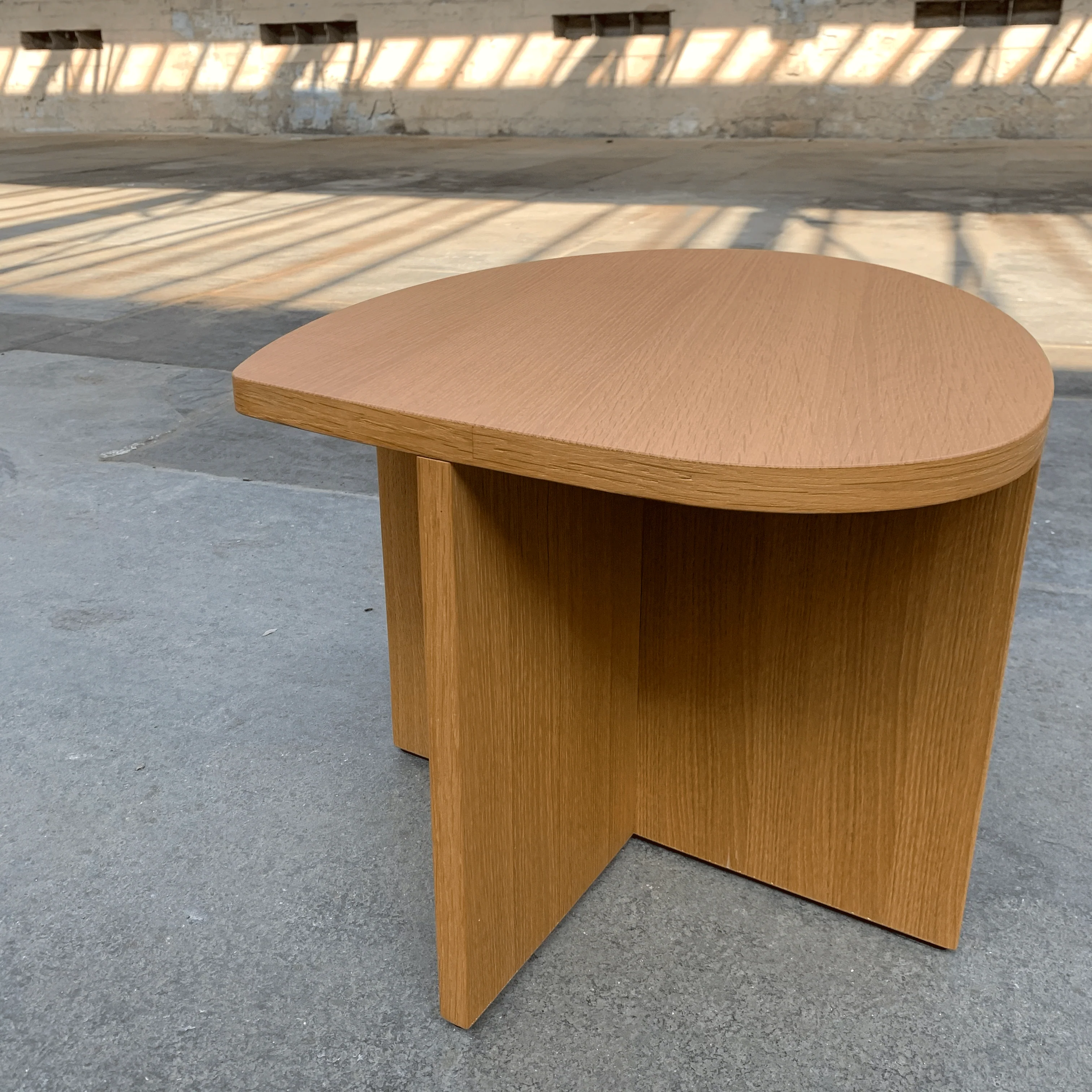 Tea Table des Richard Neutra (made by VS Furniture) - Image 4